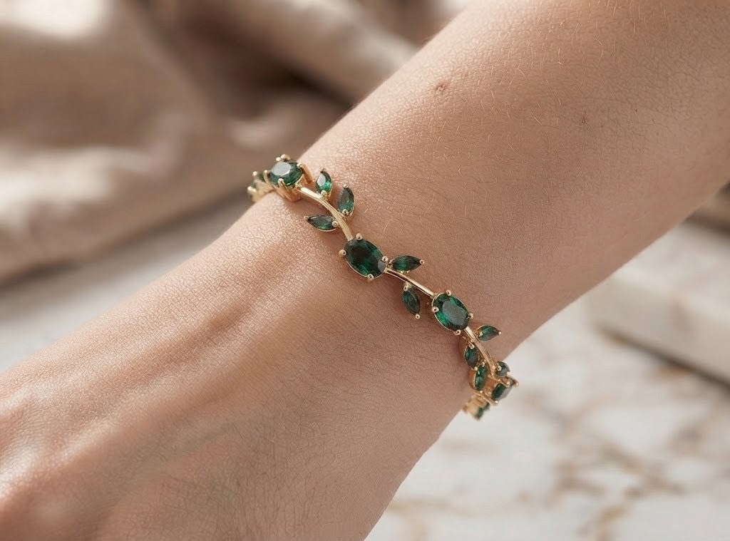 Emerald Green Tulip Bracelet
