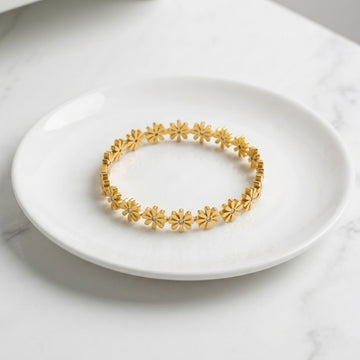 Floral Daisy Charm Bangle