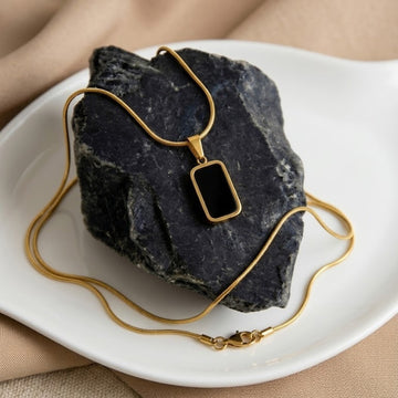 Black Rectangle Pendant Necklace
