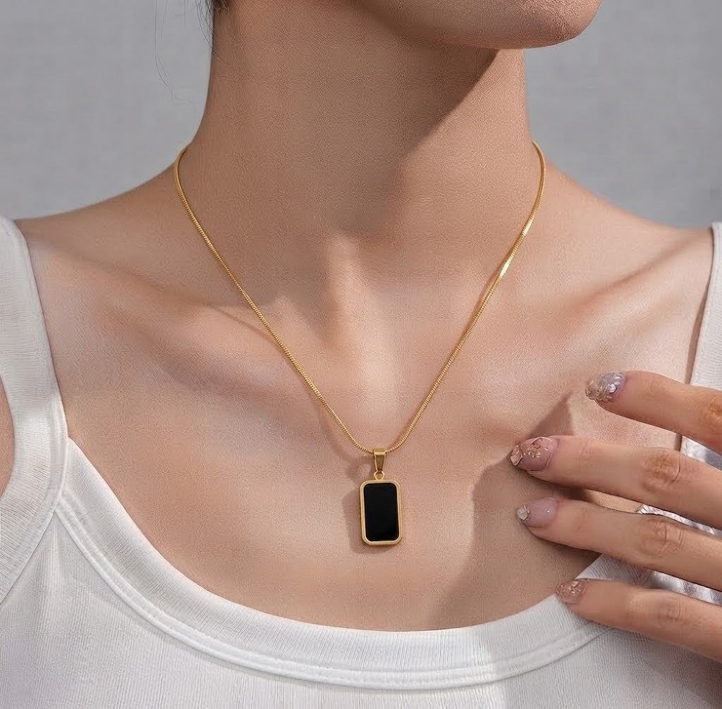 Black Rectangle Pendant Necklace